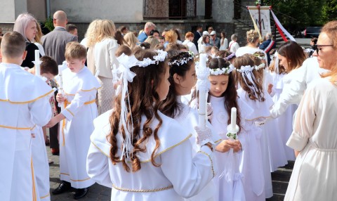 Pierwsza Komunia Święta w parafii na Strzemięcinie w Grudziądzu. Mamy zdjęcia