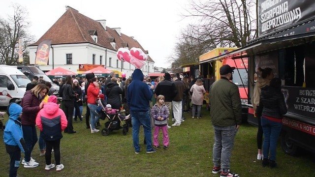 Festiwal Smaków Food Trucków zostanie zorganizowany tradycyjnie przy Pałacu Anny Wazówny