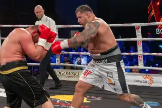 Wojna na ciosy w walce wieczoru Podlaskie Boxing Show IV