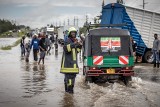 Powodzie w Kenii nie ustają. Rząd nakazuje ewakuację, a do kraju zbliża się cyklon – ZDJĘCIA