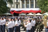 Święto Konstytucji 3 Maja w Poznaniu. Koncert i uroczysta defilada na placu Wolności. Zobacz zdjęcia