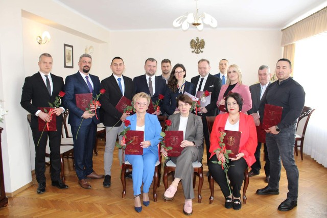 We wtorek 23 kwietnia w Urzędzie Miasta Golubia-Dobrzynia wręczono zaświadczenia o wyborze na radnych i burmistrza