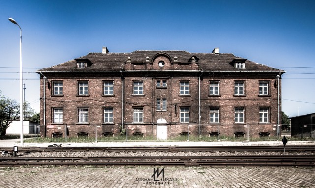 Bocznica kolejowa Warszawa-Wola (stacja techniczno-postojowa) Szybkiej Kolei Miejskiej to miejsce z niemal stuletnią historią