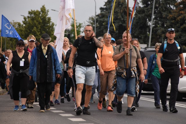 Pielgrzymi pokonają liczącą ok. 30 kilometrów trasę ze Śremu do Borku Wielkopolskiego.