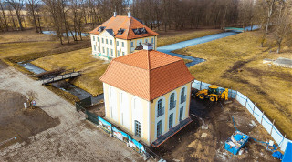 Pawilon wschodni w kompleksie pałacowym Branickich jak nowy