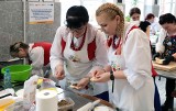 Tak lepi się i gotuje najlepsze pierogi! Regionalny konkurs kulinarny w Grudziądzu. Mamy zdjęcia i wyniki