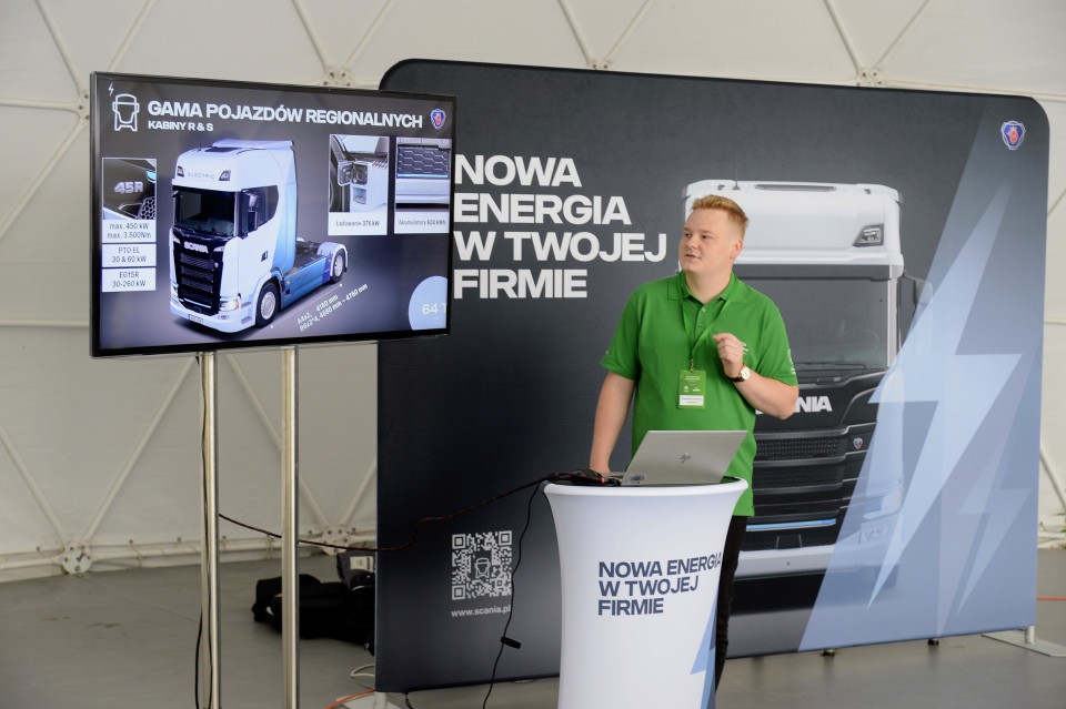 Volkswagen Poznań zaprezentował ciężarowe Scanie z napędem...