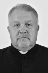 Wierni pożegnają zmarłego ks. Jana Tulkisa