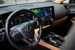 Lexus NX 450h+