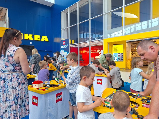 Od dziś Port Łódź na Dzień Dziecka zamienił się w wielką strefę LEGO®, gdzie na dzieci i ich opiekunów czeka ogrom atrakcji. Kolejne już jutro, 1 czerwca, w godz. 11.00 – 19.00. 