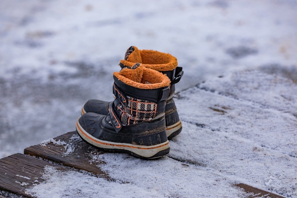 Jak dbać o obuwie zimą 5 porad-2