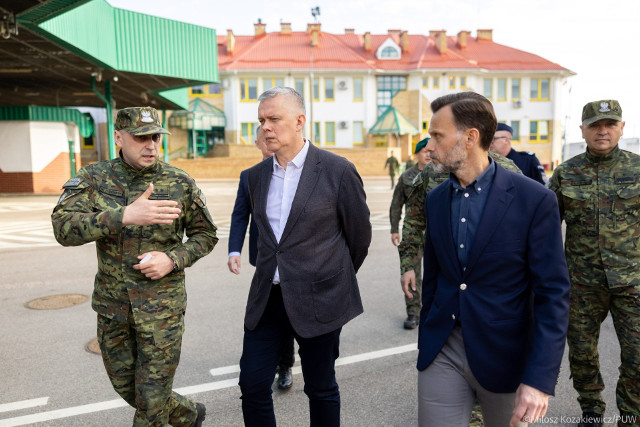 Szef MSWiA w Bobrownikach: bez zmiany polityki Białorusi nie należy liczyć na otwarcie przejścia granicznego z Białorusią w Podlaskiem