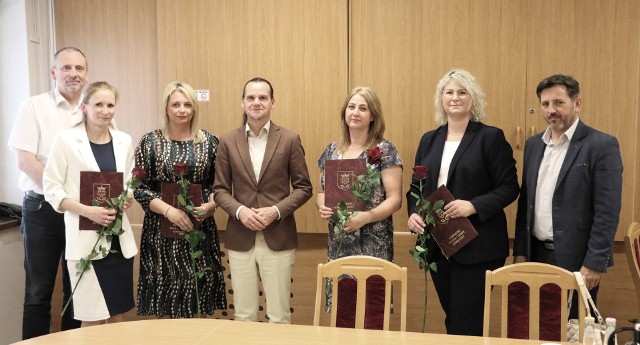 Wręczenie nominacji nowym dyrektorom placówek oświatowych w gminie Szamotuły