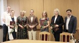 Nowym dyrektorom szkół i przedszkoli w mieście i gminie Szamotuły wręczono nominacje. Oto oni!