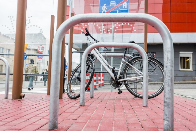 W konsultacjach dotyczących stojaków rowerowych wskazano ok. 400 lokalizacji.