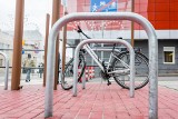 W konsultacjach dotyczących stojaków rowerowych w Bydgoszczy wskazano 400 miejsc. Montaż w 2024 roku