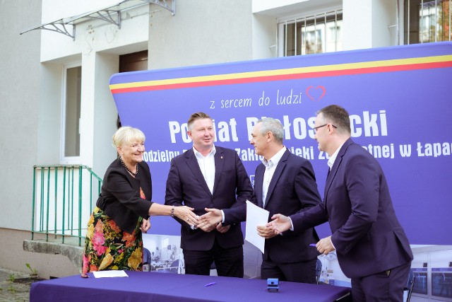 Powiat białostocki wnioskował o pieniądze na dokończenie remontu Powiatowego Centrum Zdrowia w Czarnej Białostockiej 