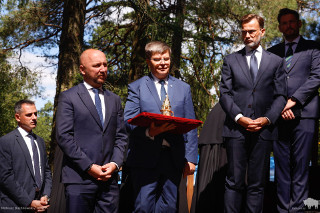 Włodarze województwa na Grabarce