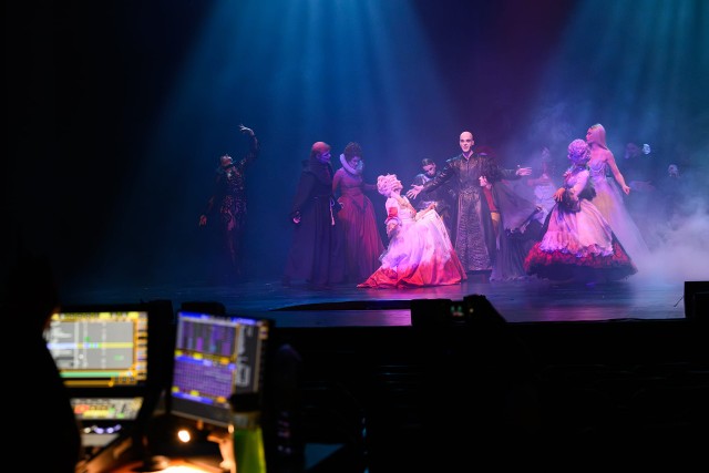 Musical „Dracula” od dziś regularnie będzie ukazywał się szerszej publiczności w Teatrze Muzycznym z Łodzi. W maju, poza dzisiejszą premierą, odbędzie się jeszcze siedem spektakli.