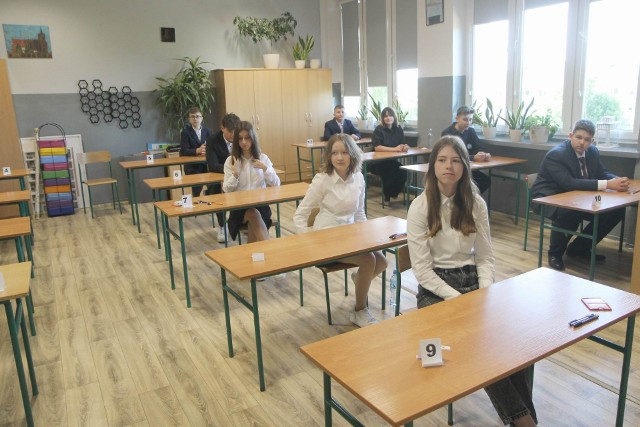 Egzamin ósmoklasistów z języka obcego w SP nr 4 w Chełmnie
