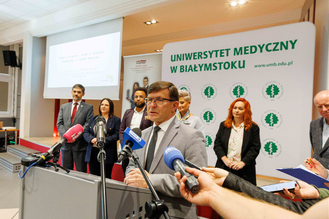 Ruszają warsztaty o emocjach dla uczniów, rodziców i nauczycieli. Młodzież potrzebuje wsparcia