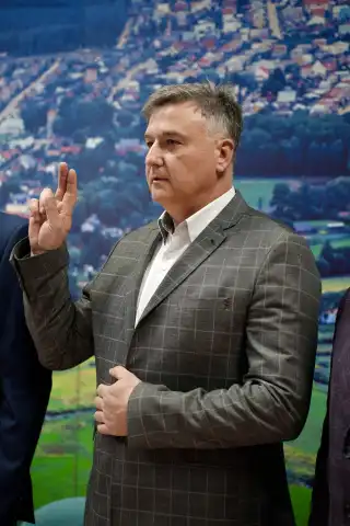 Inauguracyjna sesja nowej rady miejskiej w Supraślu