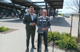 Radni PiS: Prezes źle zarządza spółką. Czy PKS Nova upadnie? Marszałek uspokaja