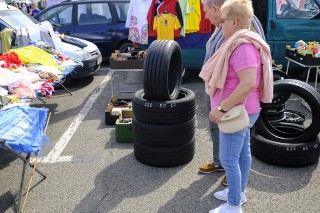 Ten pchli targ w Poznaniu, nadal zaskakuje! Giełda staroci w Komornikach. Zdjęcia