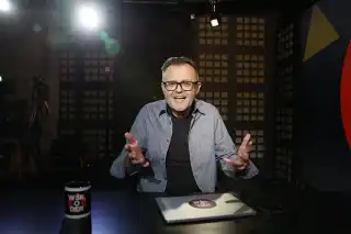 Srebrny chłopak z Beskidów. O sukcesie Kacpra Tomasiaka na IO w programie "wŚrodek"