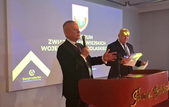XLIII Forum Związku Gmin Wiejskich Województwa Podlaskiego. W Białymstoku świat samorządu spotkał się z biznesem. Z domieszką futbolu