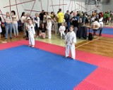 Młodzi karatecy z Szamotuł wrócili z Mosiny z 6 medalami!