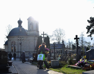 Odwiedzą groby Białorusinów. Spacer historyczny w dniu Wszystkich Świętych