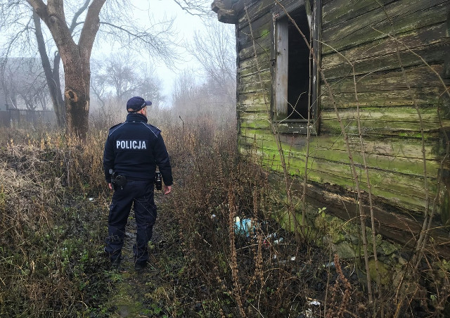 Trwa akcja "Zimowy ratownik". Policjanci z regionu interweniowali już kilkaset razy