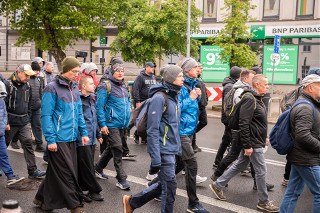 Pątnicy z Białegostoku wyruszają w drogę do Krypna