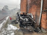 Zasnął za kierownicą i uderzył w budynek. Miał 2,5 promila. Usłyszał zarzuty