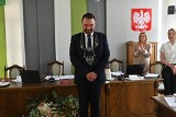 "To moja ostatnia kadencja jako burmistrza, niech będzie piękna" mówił Tomasz Szrama. Pierwsza Sesja Rady Miejskiej kadencji 2024-2029 