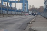 Wyremontują most na tamie we Włocławku. Tyle kosztować będzie przebudowa. Zdjęcia