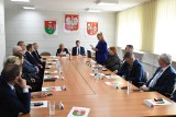 Radni gminy Brodnica odebrali zaświadczenia o wyborze i złożyli ślubowanie