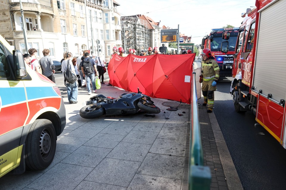 Tak wyglądał wypadek na moście Teatralnym w Poznaniu.