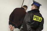 W trzy dni policjanci z Leszna schwytali pięciu poszukiwanych listami gończymi. Poszukiwani trafili do więzienia lub aresztów śledczych    