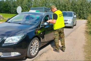 Podlaska Straż Graniczna zatrzymała kolejnych migrantów na granicy polsko-litewskiej