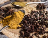 Garam masala – naturalna mieszanka przypraw na infekcje i nie tylko. Poznaj jej właściwości