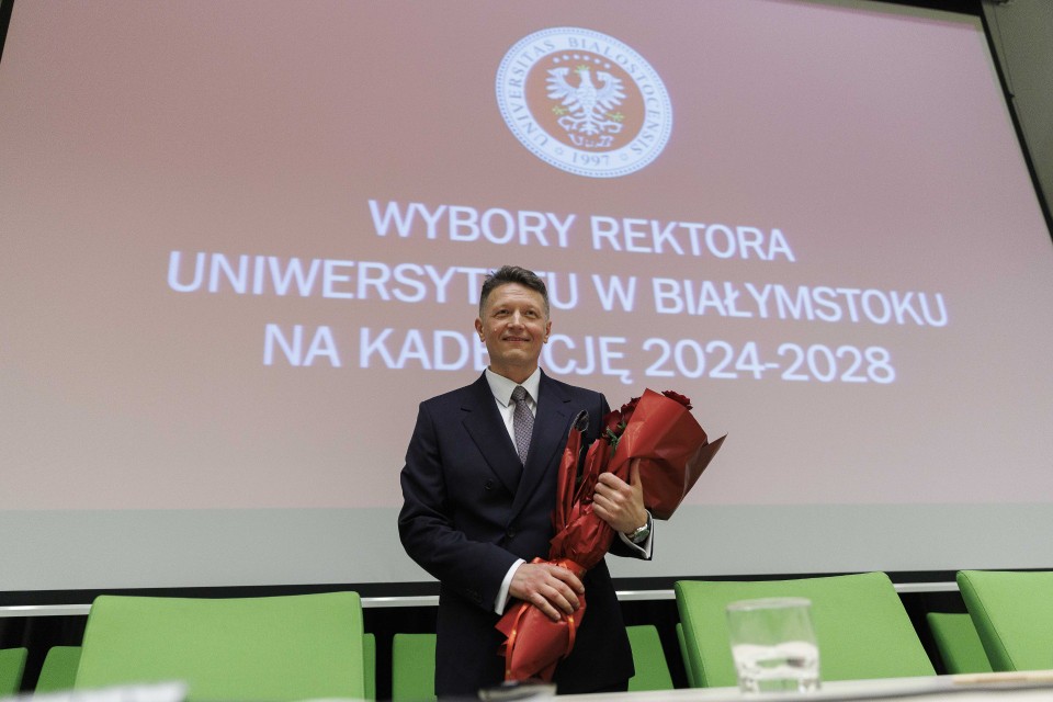 Prof. Mariusz Popławski został nowym rektorem Uniwersytetu w...