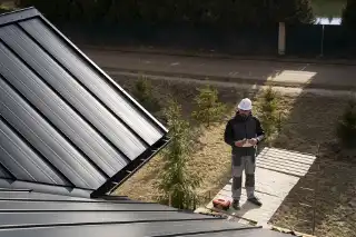 Materiał, który chroni dom przed wilgocią i zimnem