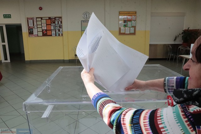Tak było w lokalach wyborczych we Włocławku podczas wyborów samorządowych, 7 kwietnia 2024 roku