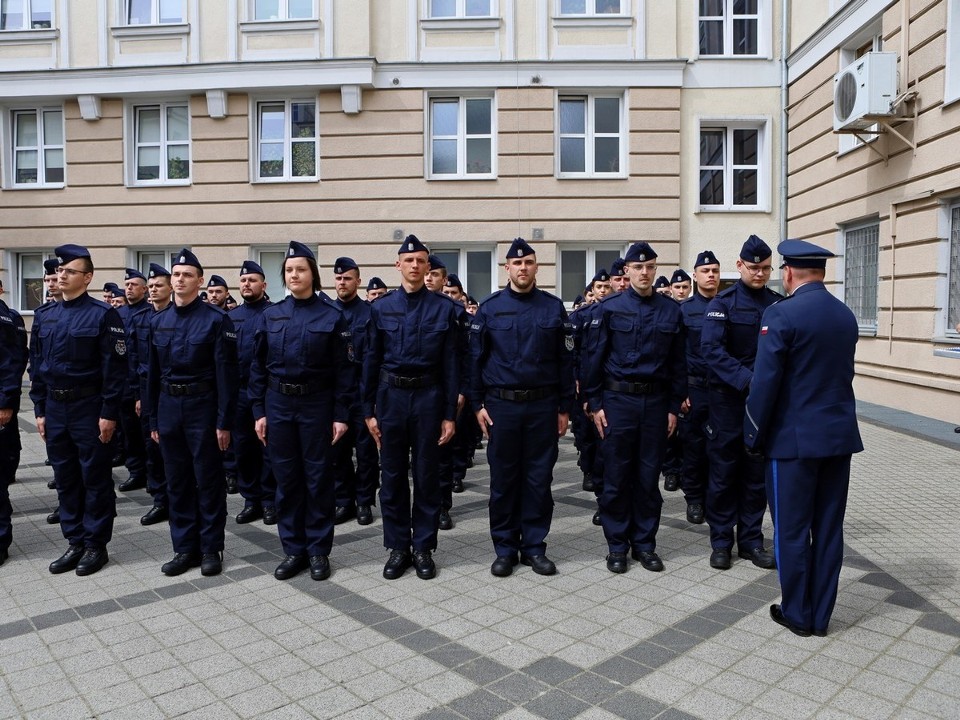 Nowi funkcjonariusze w szeregach wielkopolskiej policji