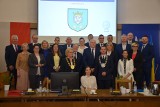 Pierwsza sesja nowej Rady Miasta i Gminy Szamotuły. Za nami ślubowanie nowego burmistrza i radnych