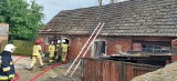Zapalił się budynek gospodarczy. Strażacy interweniowali w gminie Dobrzyca
