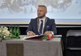 Krzysztof Szoszorek został zaprzysiężony na burmistrza miasta i gminy Witkowo