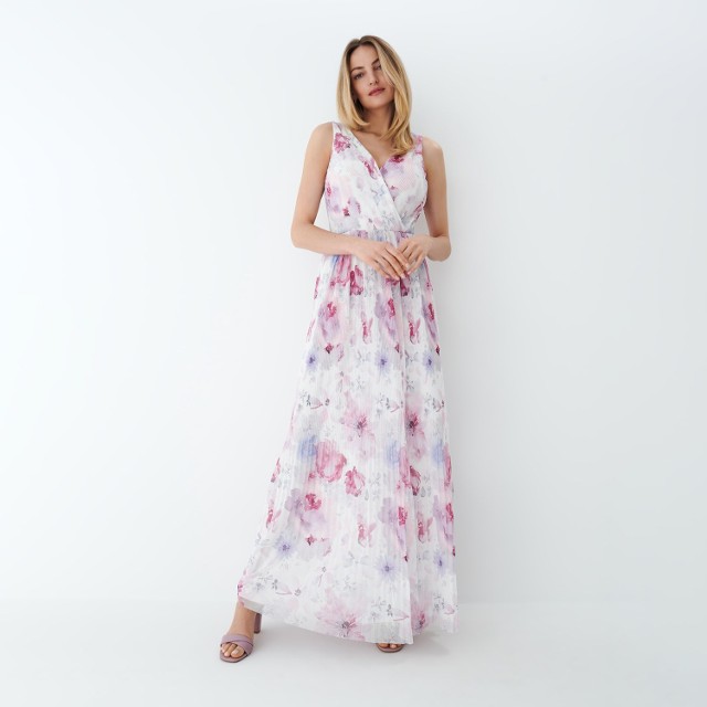 Mohito - Plisowana sukienka maxi w kwiaty - Różowy